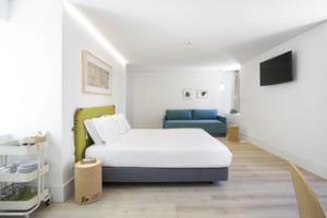 Lisbon Serviced Apartments - Ascensor Da Bica Bagian luar foto